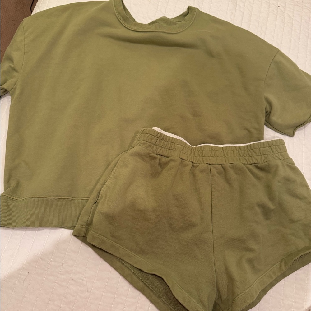 Daily Drills Olive Green Athletic set